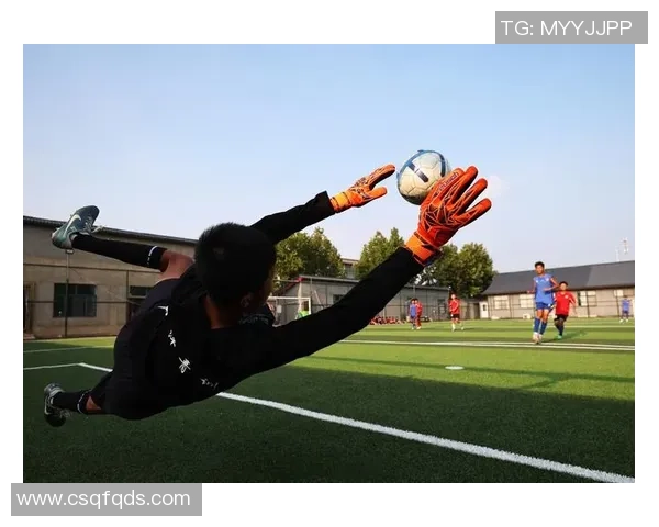 陈晓东足球之路：从青涩少年到职业球员的奋斗与梦想